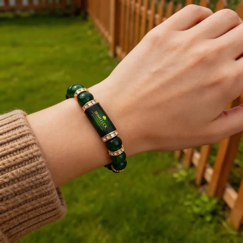 Irish Luck St. Patrick's Day G - огляд і ціна Red Clover Flower